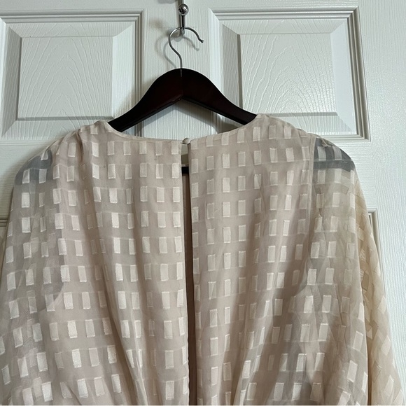 [NWT] REVOLVE House of Harlow Nika Dress in Champagne - Sz XS - Picture 9 of 16